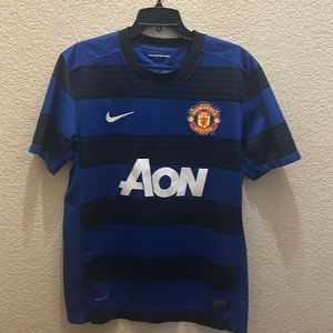 Manchester United large men’s jersey